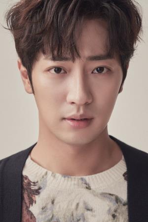 Lee Sang-yeob's poster