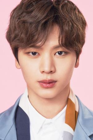 Yook Sung-jae's poster