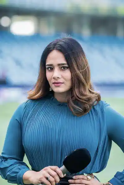 Mayanti Langer's poster