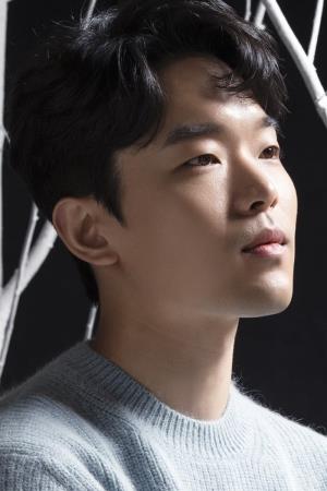 Lee Kyu-sung Poster