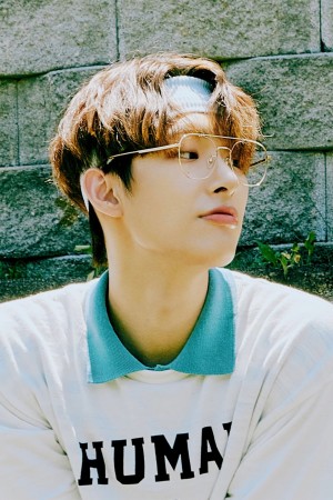Song Min-gi's poster