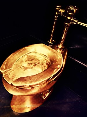 The Golden Toilet Heist's Poster